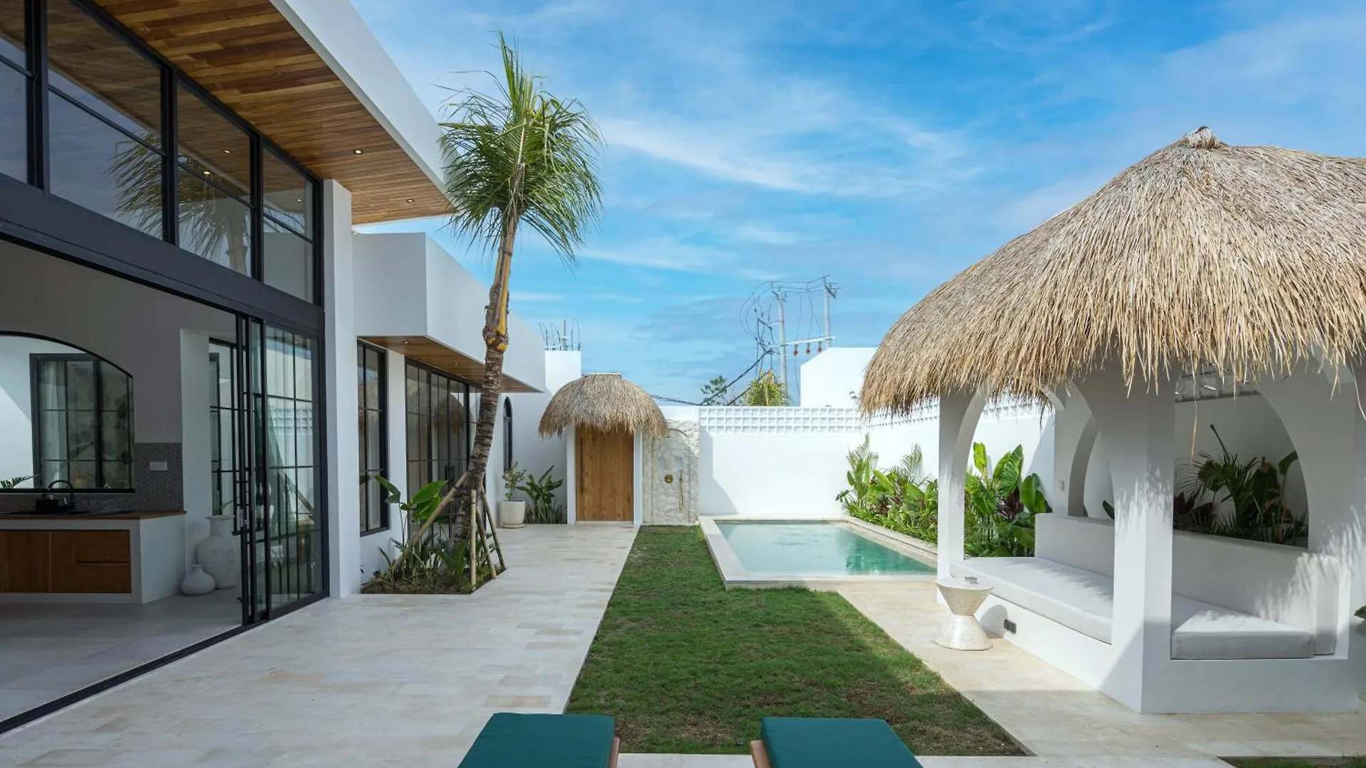 Villa Emerald - Uluwatu By Yolla Hospitality Pecatu  Indonesia
