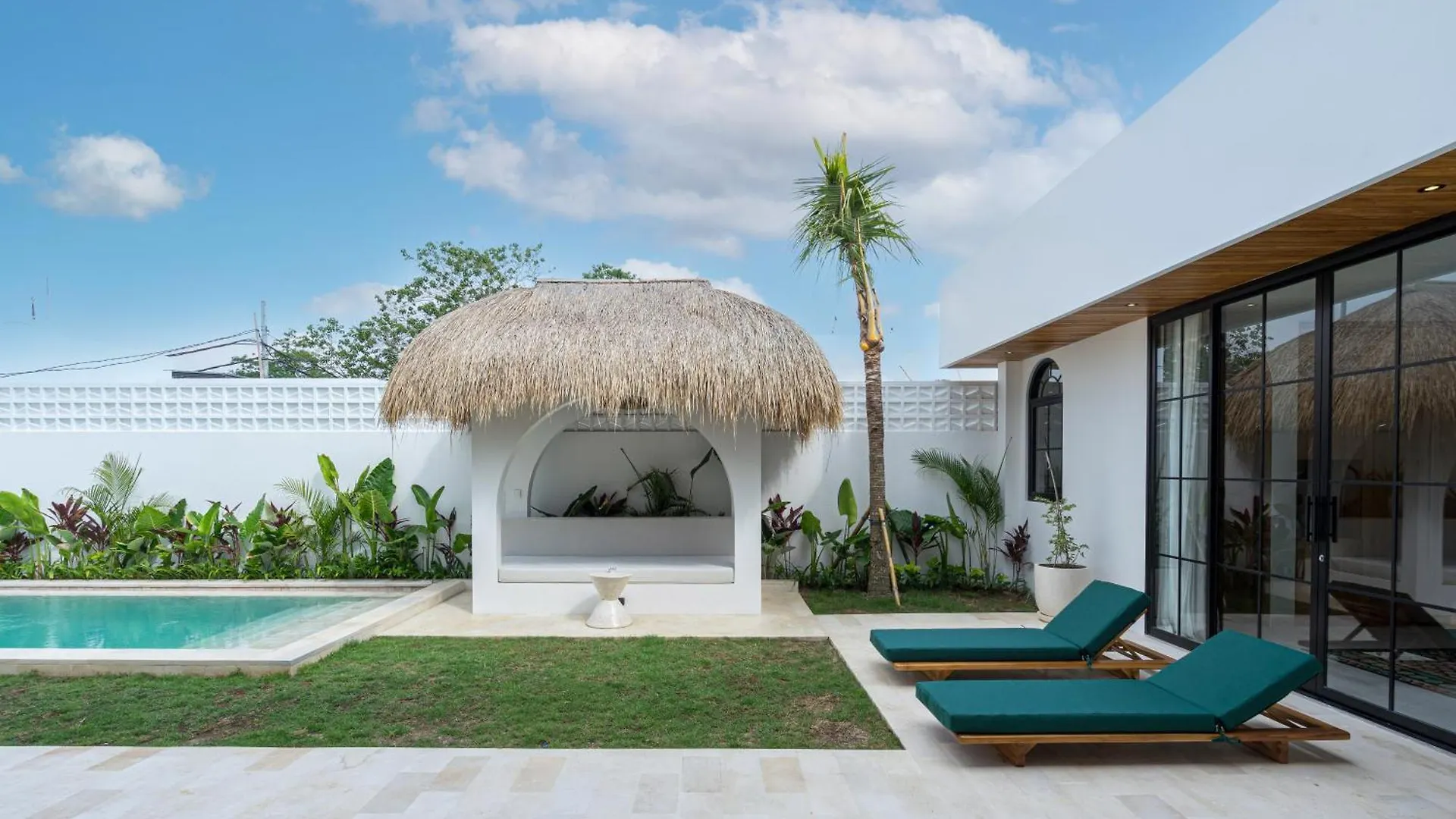 Villa Emerald - Uluwatu By Yolla Hospitality Pecatu  0*, Pecatu (Bali)